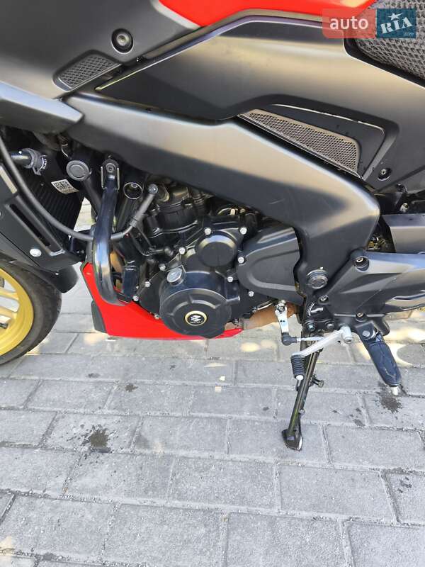 Мотоцикл Классік Bajaj Dominar D400 2018 в Дніпрі