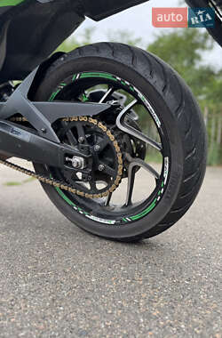 Мотоцикл Без обтекателей (Naked bike) Bajaj Dominar D400 2019 в 
