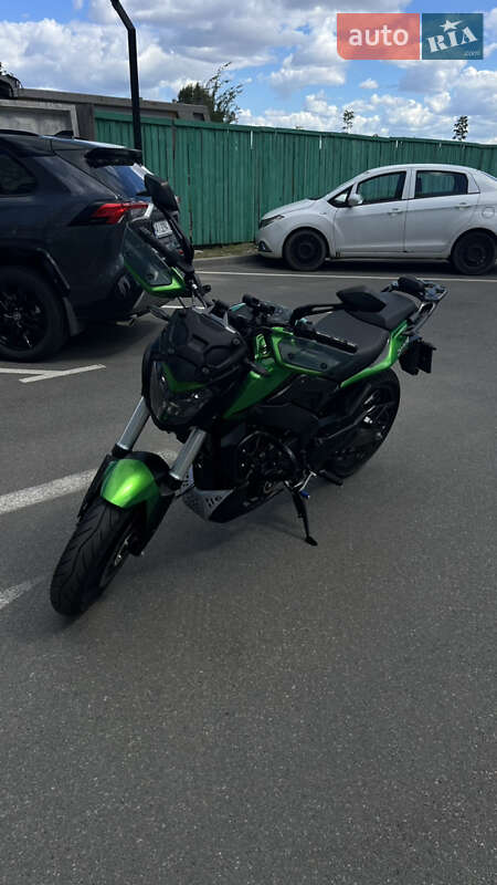 Мотоцикл Туризм Bajaj Dominar D400 2024 в Киеве