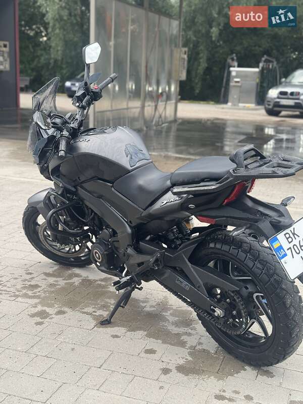 Кафе рейсер Bajaj Dominar D400 2024 в Тернополе