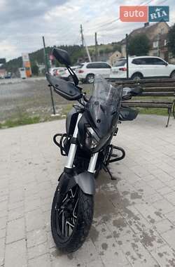 Кафе рейсер Bajaj Dominar D400 2024 в 