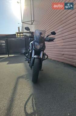 Мотоцикл Без обтекателей (Naked bike) Bajaj Dominar D400 2024 в 