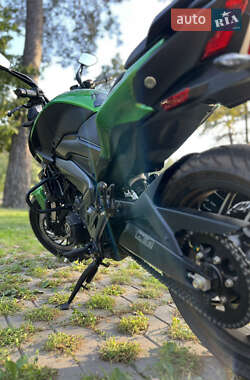 Мотоцикл Без обтекателей (Naked bike) Bajaj Dominar D400 2020 в 
