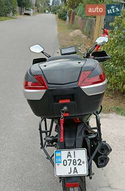 Мотоцикл Классік Bajaj Dominar D400 2020 в 