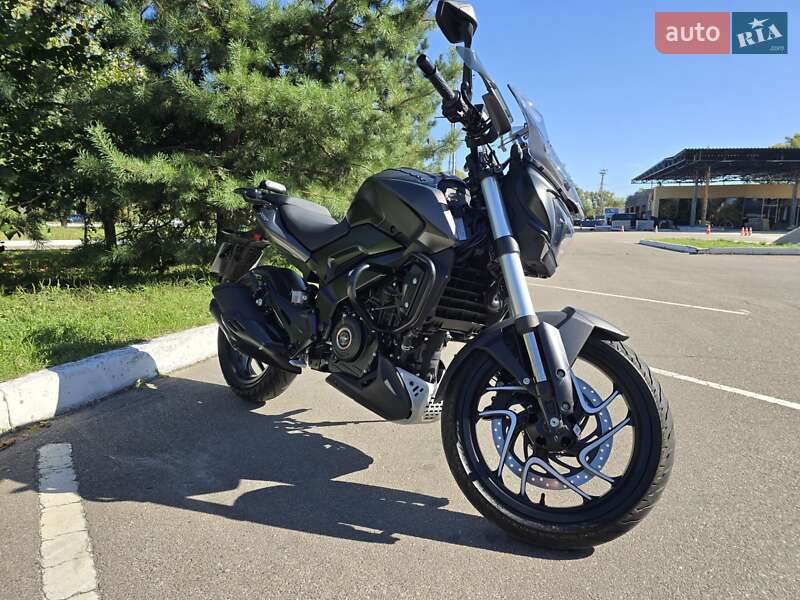 Мотоцикл Без обтекателей (Naked bike) Bajaj Dominar D400 2024 в Киеве