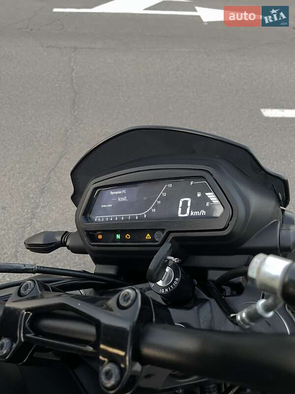 Мотоцикл Без обтекателей (Naked bike) Bajaj Dominar D400 2020 в Кривом Роге фото 7 Мотоцикл Без обтекателей (Naked bike) Bajaj Dominar D400 2020 в Кривом Роге