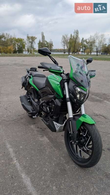 Мотоцикл Без обтекателей (Naked bike) Bajaj Dominar D400 2024 в Днепре