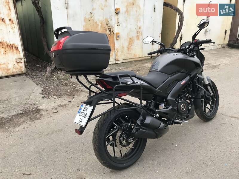 Мотоцикл Без обтекателей (Naked bike) Bajaj Dominar D400 2021 в Одессе