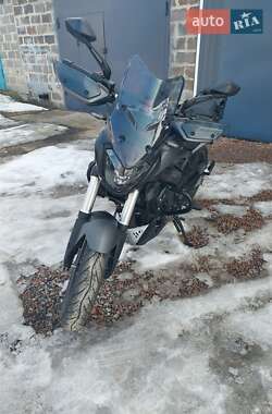 Мотоцикл Без обтекателей (Naked bike) Bajaj Dominar D400 2024 в Борисполе