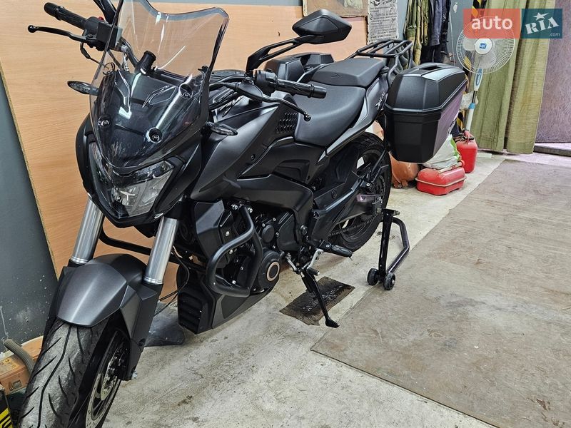 Bajaj Dominar D400 2020