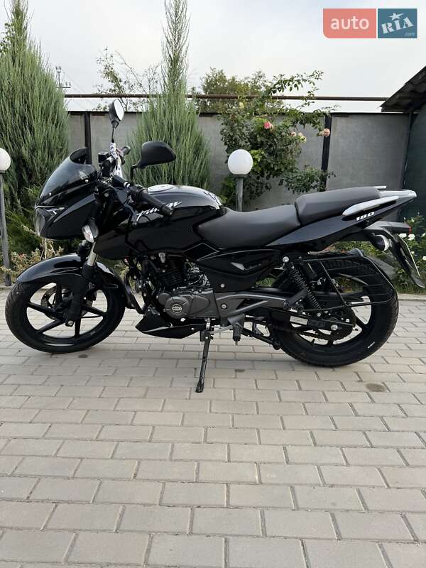 Спортбайк Bajaj Pulsar 180 2020 в 