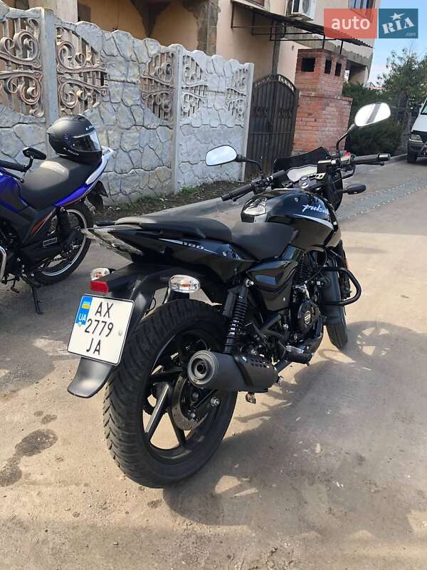 Мотоцикл Без обтекателей (Naked bike) Bajaj Pulsar 180 2021 в Богодухове