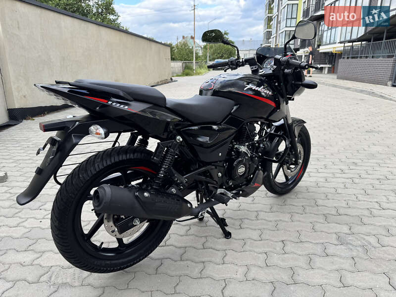 Мотоцикл Классік Bajaj Pulsar 180 2021 в Жовкві