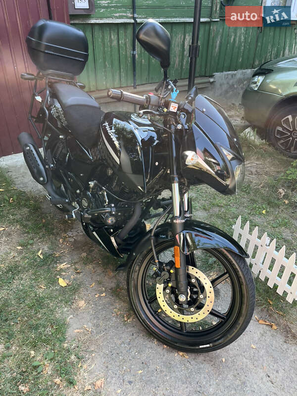 Bajaj Pulsar 180 2021