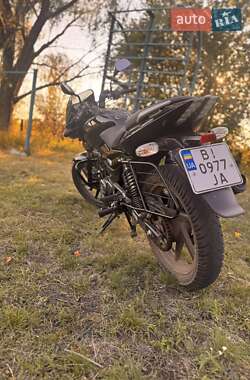 Спортбайк Bajaj Pulsar 180 2023 в 
