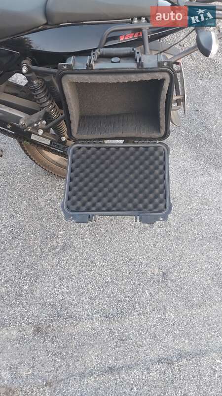 Мотоцикл Классик Bajaj Pulsar 180 2020 в Изяславе