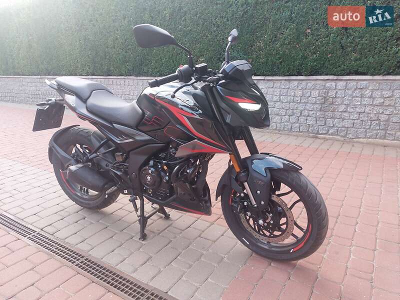 Спортбайк Bajaj Pulsar N250 2024 в Києві