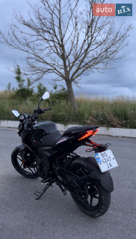 Мотоцикл Классик Bajaj Pulsar N250 2024 в Тернополе фото 3 Мотоцикл Классик Bajaj Pulsar N250 2024 в Тернополе