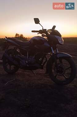 Мотоцикл Без обтекателей (Naked bike) Bajaj Pulsar NS125 2020 в 