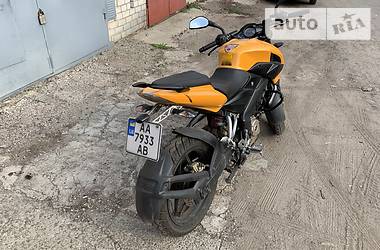 Мотоцикл Без обтекателей (Naked bike) Bajaj Pulsar NS200 2013 в Чернигове