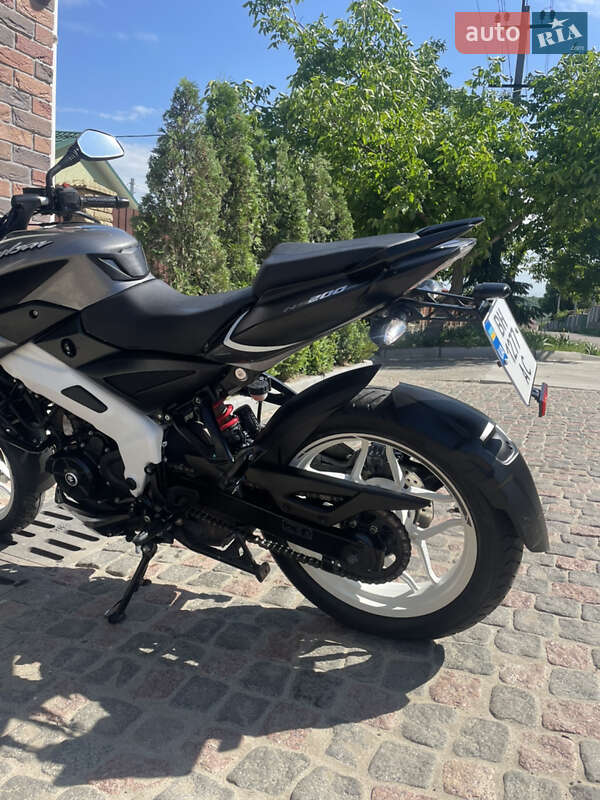 Мотоцикл Без обтікачів (Naked bike) Bajaj Pulsar NS200 2021 в Балті