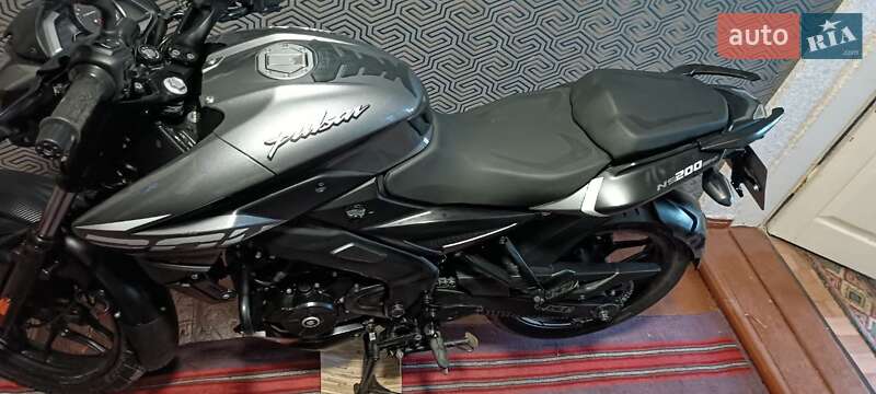 Мотоцикл Без обтікачів (Naked bike) Bajaj Pulsar NS200 2022 в Харкові
