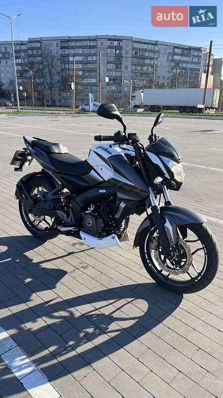 Мотоцикл Без обтекателей (Naked bike) Bajaj Pulsar NS200 2019 в Сумах