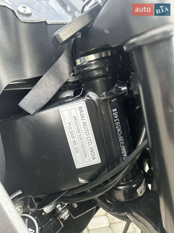Мотоцикл Спорт-туризм Bajaj Pulsar NS200 2023 в Полтаве