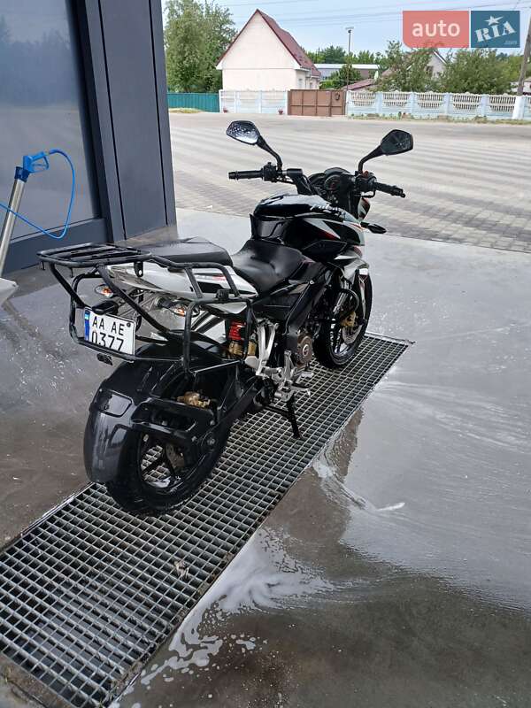 Мотоцикл Многоцелевой (All-round) Bajaj Pulsar NS200 2017 в Синяве фото 7 Мотоцикл Многоцелевой (All-round) Bajaj Pulsar NS200 2017 в Синяве