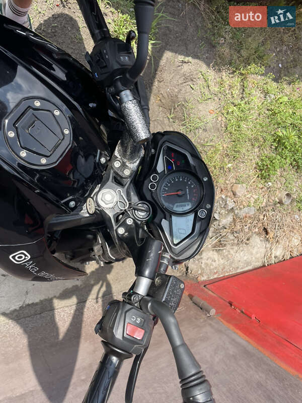 Мотоцикл Без обтікачів (Naked bike) Bajaj Pulsar NS200 2024 в Києві фото 5 Мотоцикл Без обтікачів (Naked bike) Bajaj Pulsar NS200 2024 в Києві