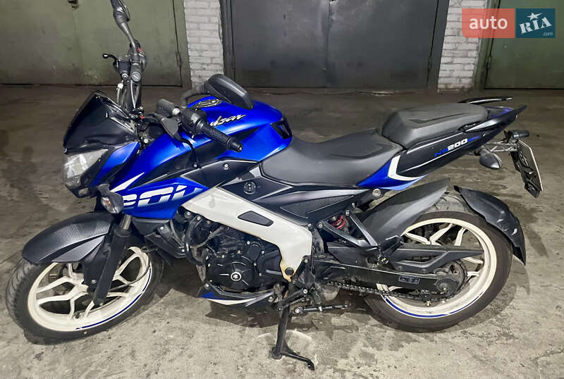 Мотоцикл Без обтекателей (Naked bike) Bajaj Pulsar NS200 2021 в Киеве