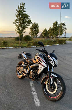 Мотоцикл Без обтекателей (Naked bike) Bajaj Pulsar NS200 2016 в 