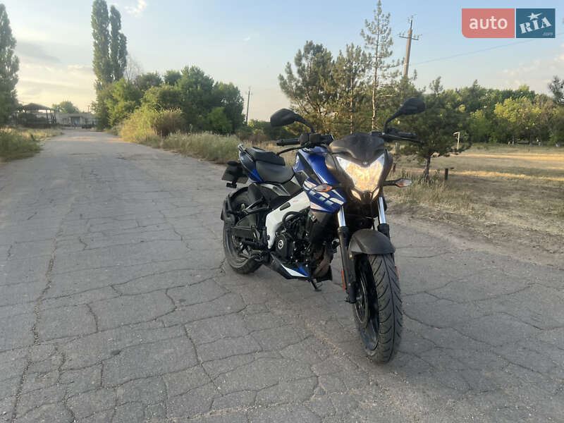 Мотоцикл Без обтекателей (Naked bike) Bajaj Pulsar NS200 2022 в Николаеве