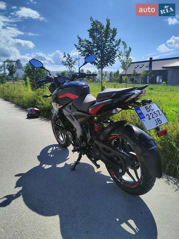 Мотоцикл Многоцелевой (All-round) Bajaj Pulsar NS200 2024 в Коростене