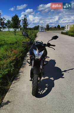 Мотоцикл Багатоцільовий (All-round) Bajaj Pulsar NS200 2024 в 