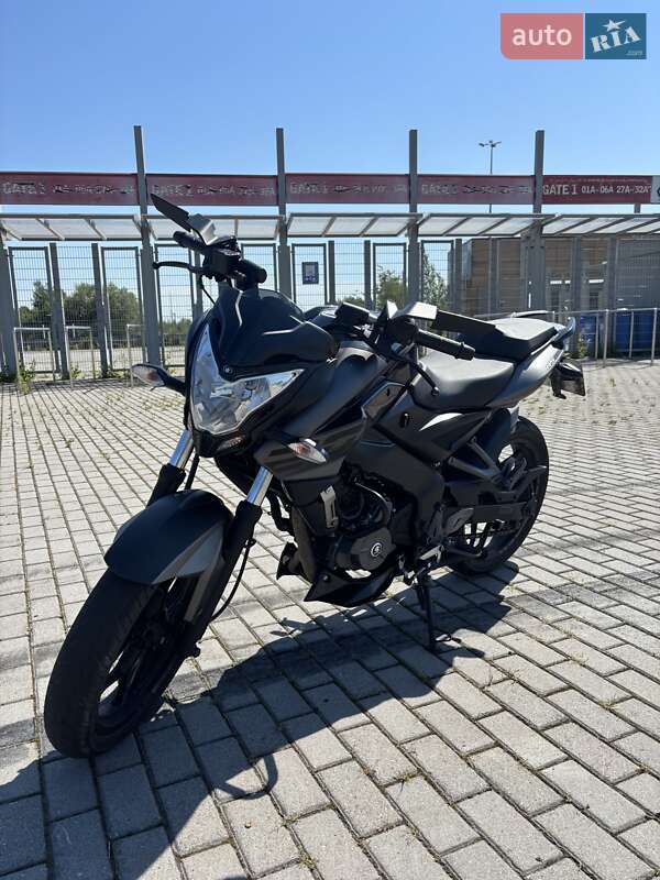 Bajaj Pulsar NS200 2020