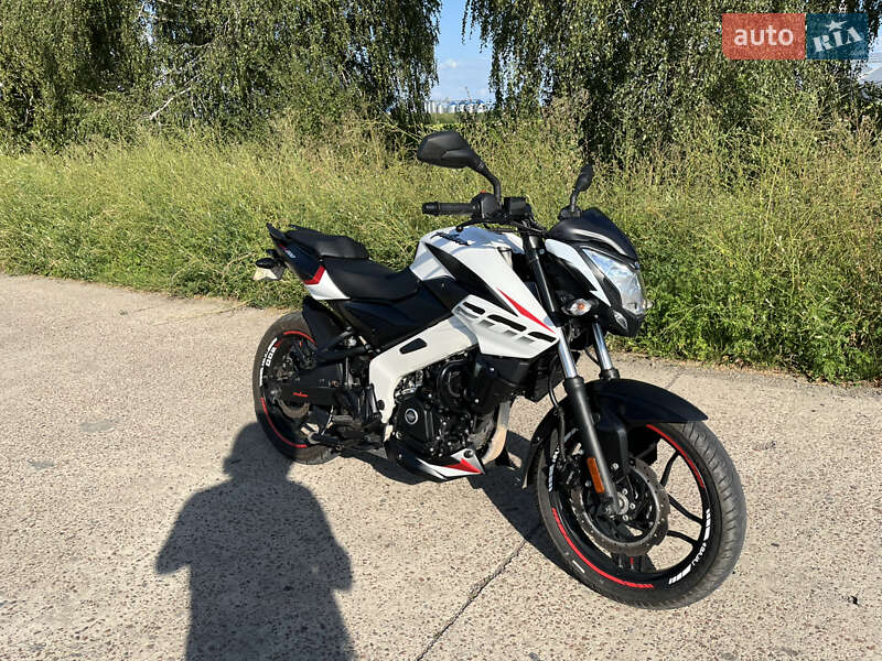 Мотоцикл Без обтікачів (Naked bike) Bajaj Pulsar NS200 2023 в Сумах