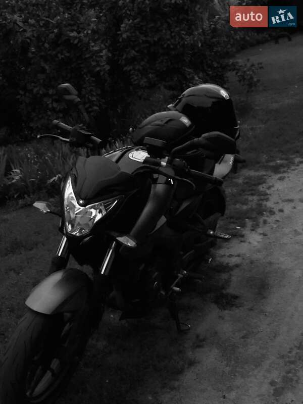Мотоцикл Без обтекателей (Naked bike) Bajaj Pulsar NS200 2017 в Бобровице фото 10 Мотоцикл Без обтекателей (Naked bike) Bajaj Pulsar NS200 2017 в Бобровице