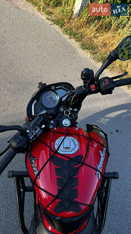 Спортбайк Bajaj Pulsar NS200 2021 в Прилуках