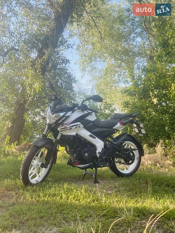 Мотоцикл Без обтекателей (Naked bike) Bajaj Pulsar NS200 2021 в Киеве