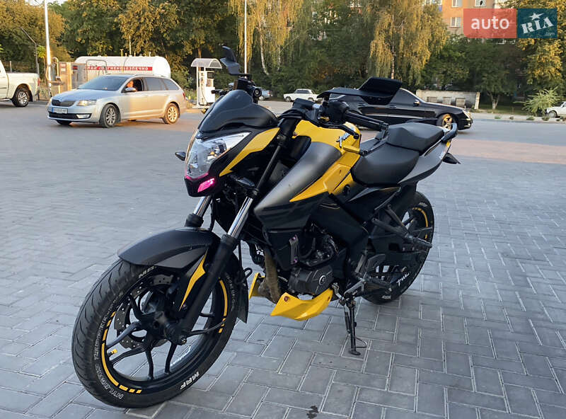 Мотоцикл Классик Bajaj Pulsar NS200 2021 в Каменец-Подольском