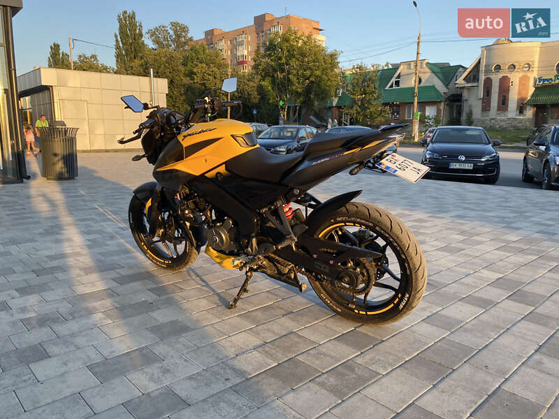 Мотоцикл Классик Bajaj Pulsar NS200 2021 в Каменец-Подольском