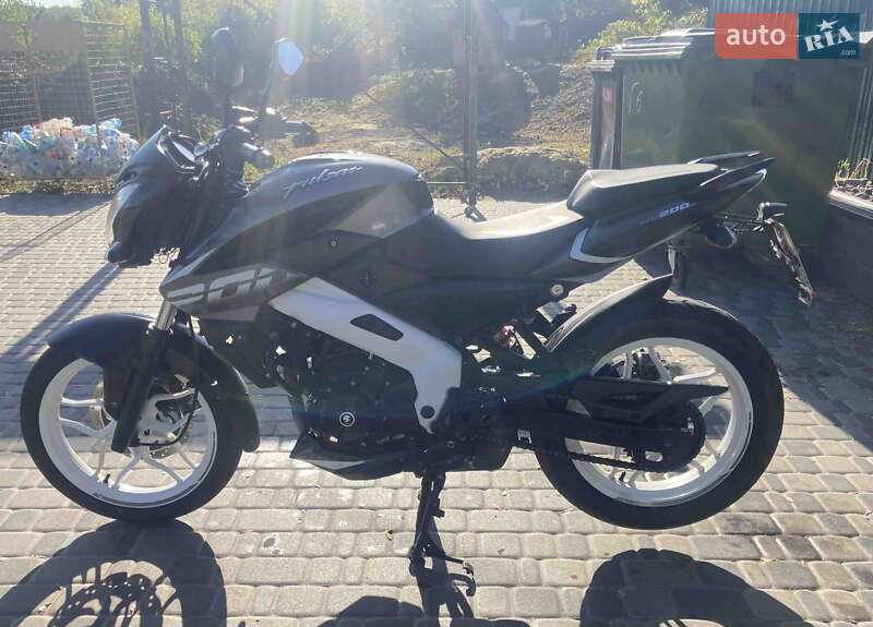 Мотоцикл Классік Bajaj Pulsar NS200 2021 в Полтаві