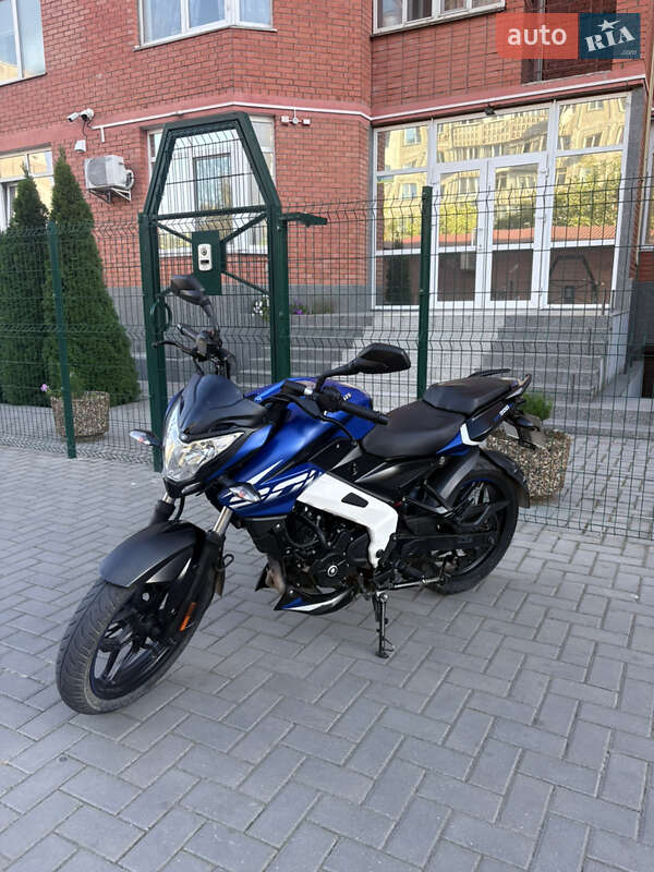 Мотоцикл Без обтекателей (Naked bike) Bajaj Pulsar NS200 2021 в 