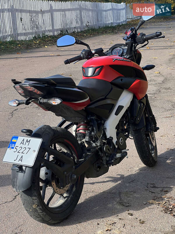Спортбайк Bajaj Pulsar NS200 2023 в Коростене фото 4 Спортбайк Bajaj Pulsar NS200 2023 в Коростене