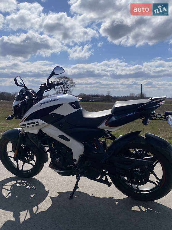 Мотоцикл Без обтікачів (Naked bike) Bajaj Pulsar NS200 2023 в Києві