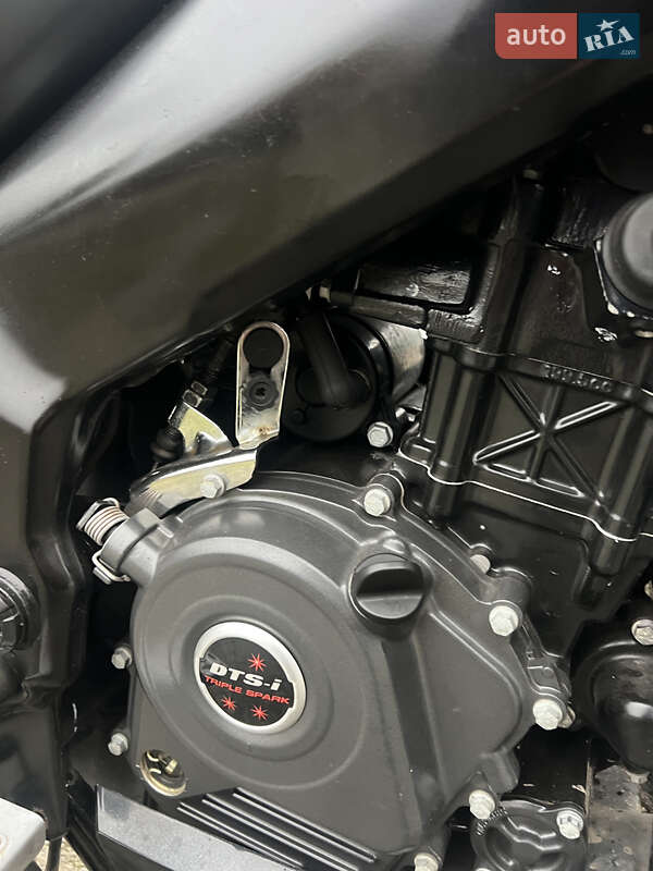 Мотоцикл Без обтекателей (Naked bike) Bajaj Pulsar NS200 2019 в Новоднестровске фото 8 Мотоцикл Без обтекателей (Naked bike) Bajaj Pulsar NS200 2019 в Новоднестровске