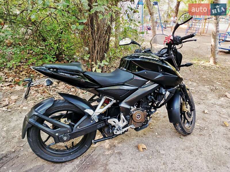 Мотоцикл Классік Bajaj Pulsar 2014 в Запоріжжі фото 6 Мотоцикл Классік Bajaj Pulsar 2014 в Запоріжжі