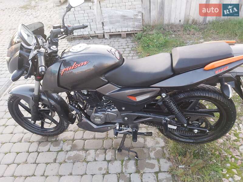 Мотоцикл Спорт-туризм Bajaj Pulsar 2021 в Березному