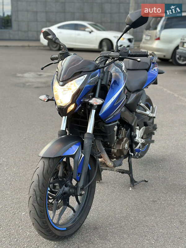 Мотоцикл Без обтікачів (Naked bike) Bajaj Pulsar 2016 в Києві